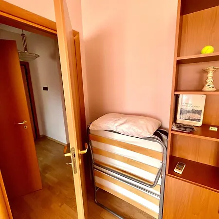 Easy Peasy - 9th Floor View Downtown